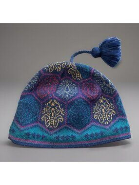 Patagonia Vintage Wool Geometric Pattern Tassle Beanie Ski Outdoors Gear Medium